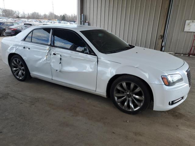 2014 Chrysler 300 S - Image 4