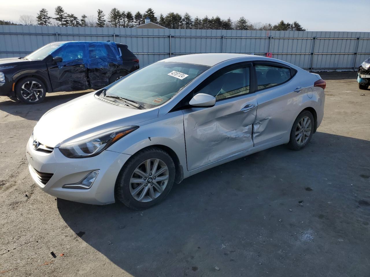 2015 HYUNDAI ELANTRA SE