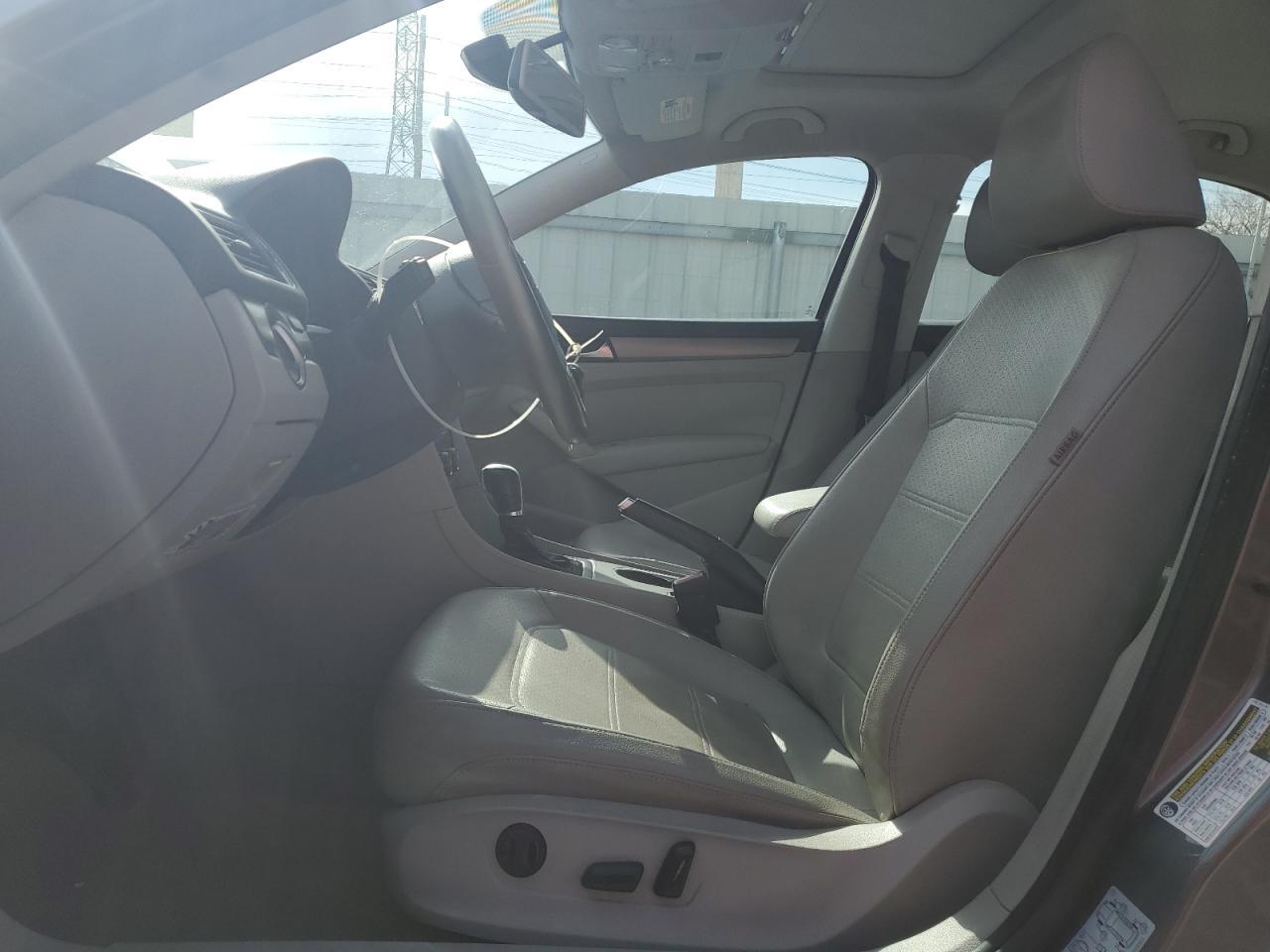 2014 VOLKSWAGEN PASSAT SE - Фото 7