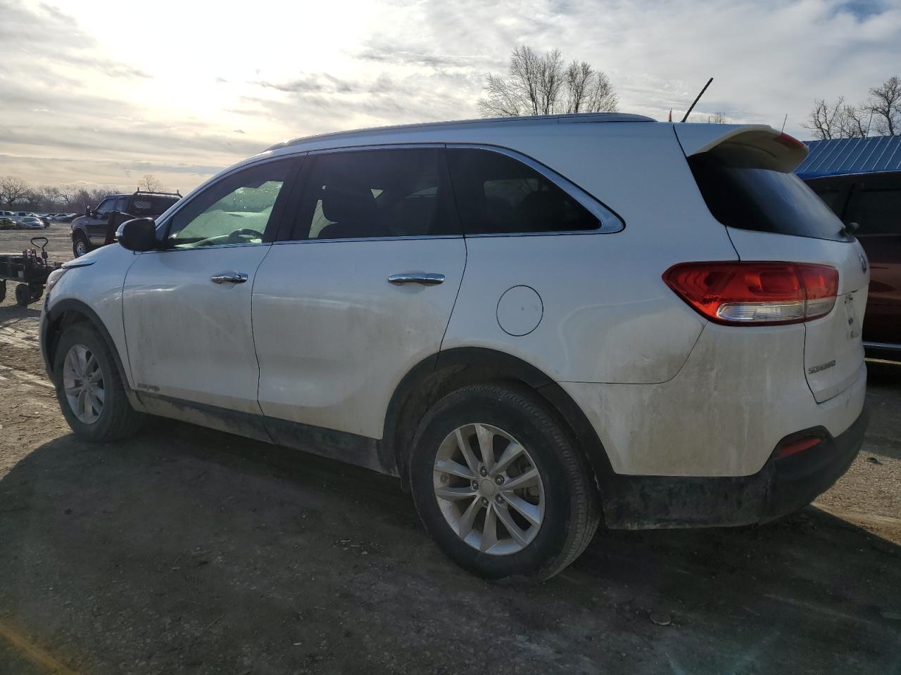 2016 KIA SORENTO LX - Image 2