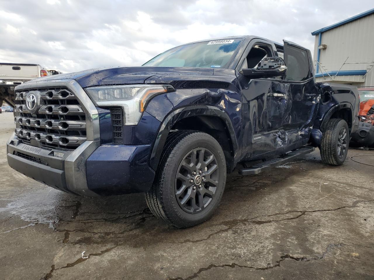 2023 TOYOTA TUNDRA CRE
