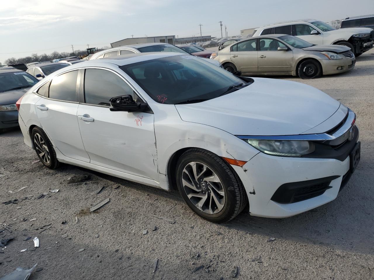 2018 HONDA CIVIC EX - Image 4
