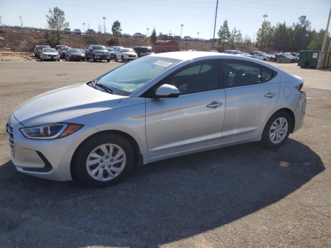 2018 HYUNDAI ELANTRA SE