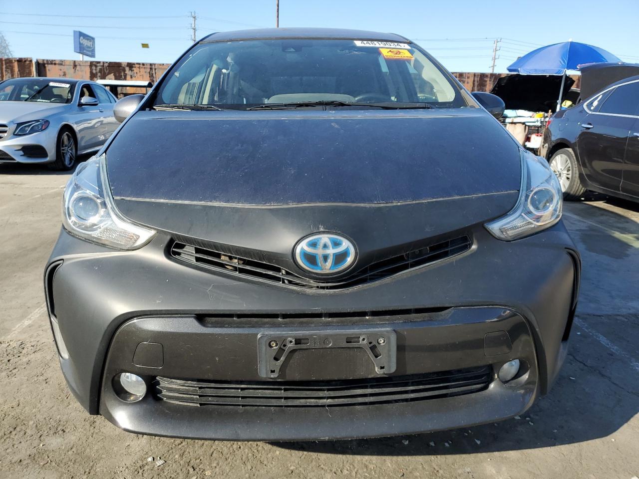 2015 TOYOTA PRIUS V - Image 5