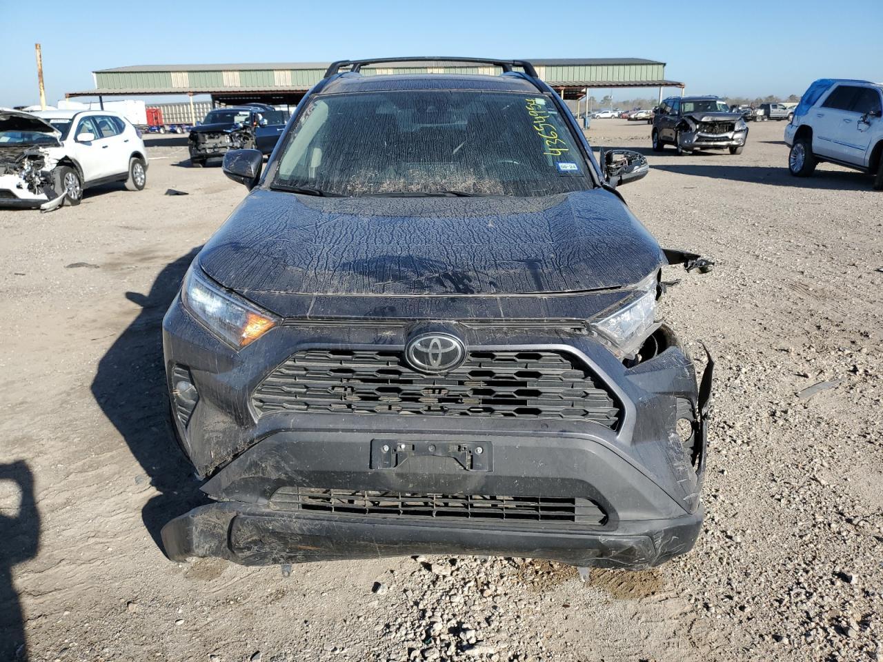 2020 TOYOTA RAV4 XLE P - Image 5