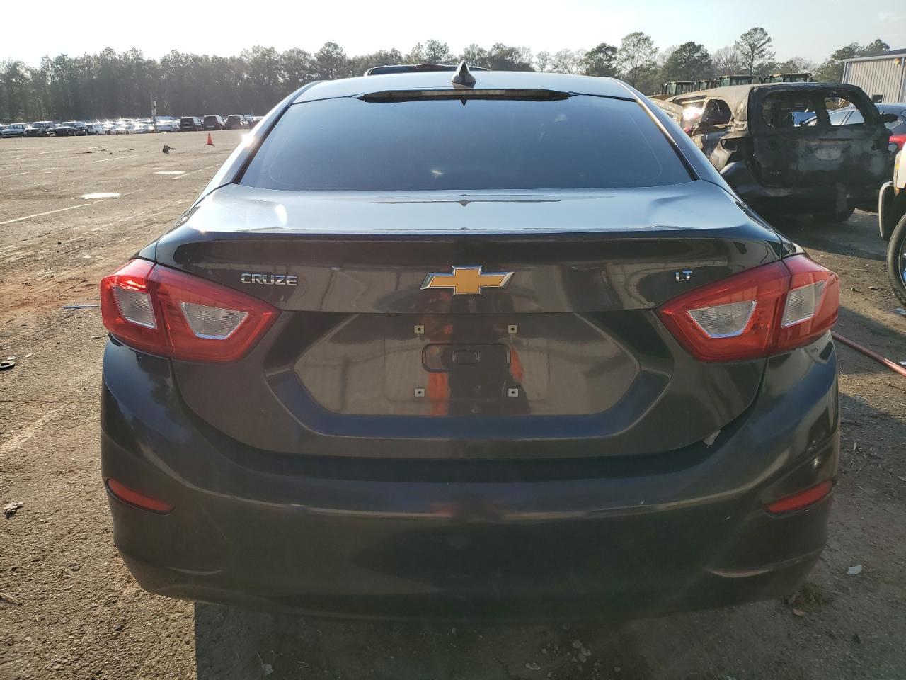 2016 CHEVROLET CRUZE LT - Image 6