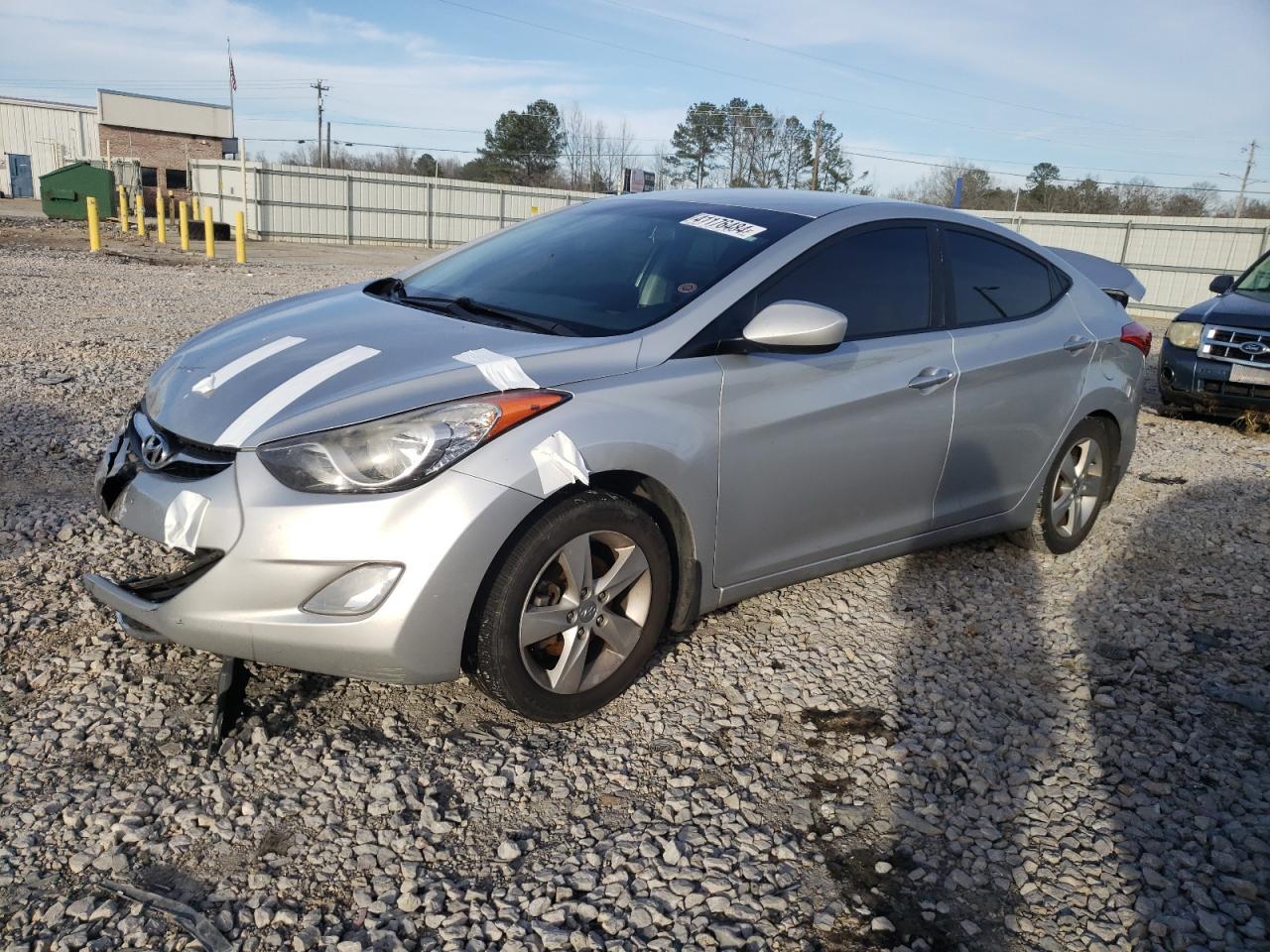 2013 HYUNDAI ELANTRA GL