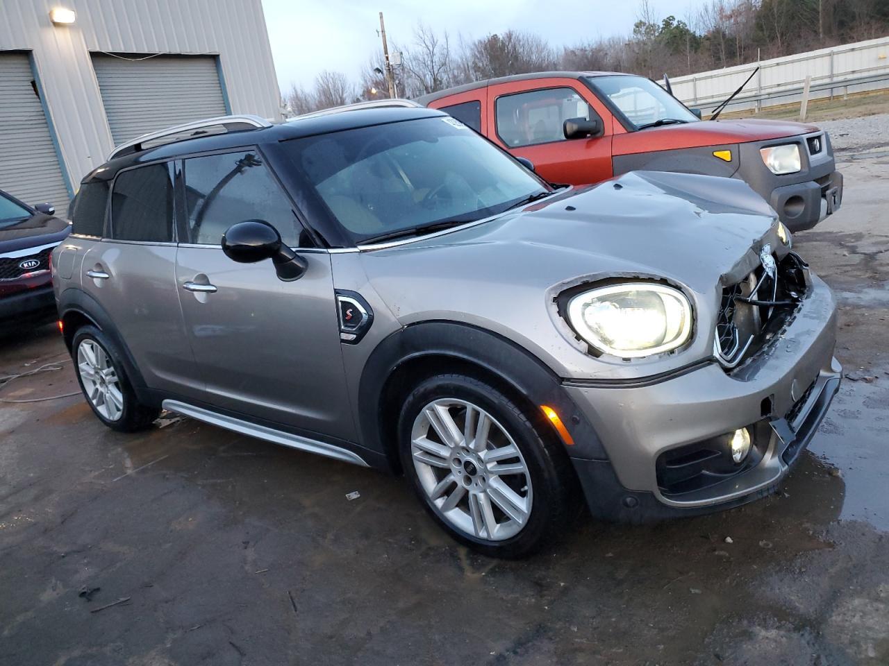 2017 MINI COOPER S C - Image 4