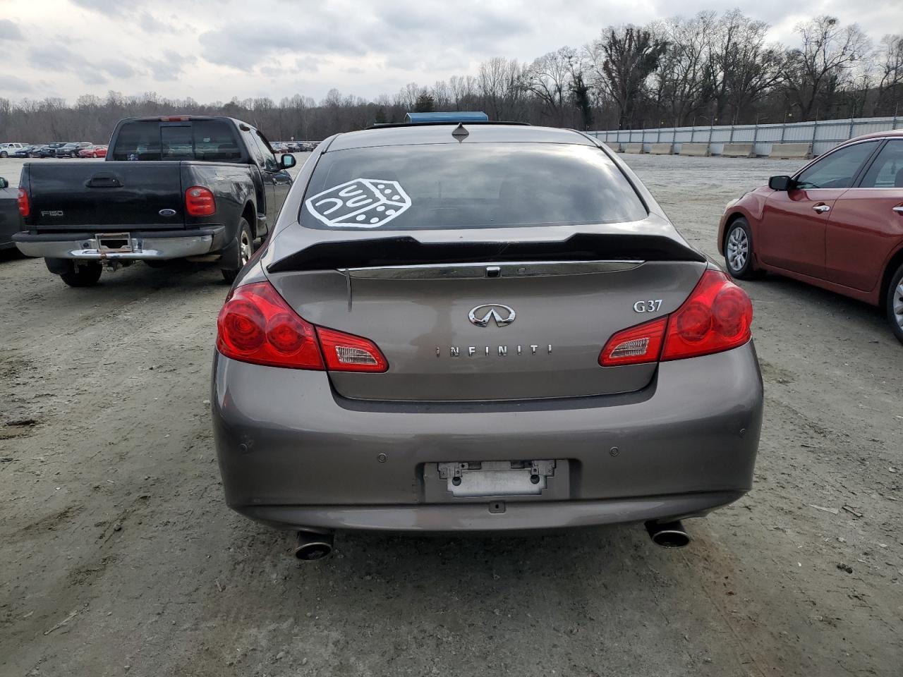 2011 INFINITI G37 BASE - Фото 6
