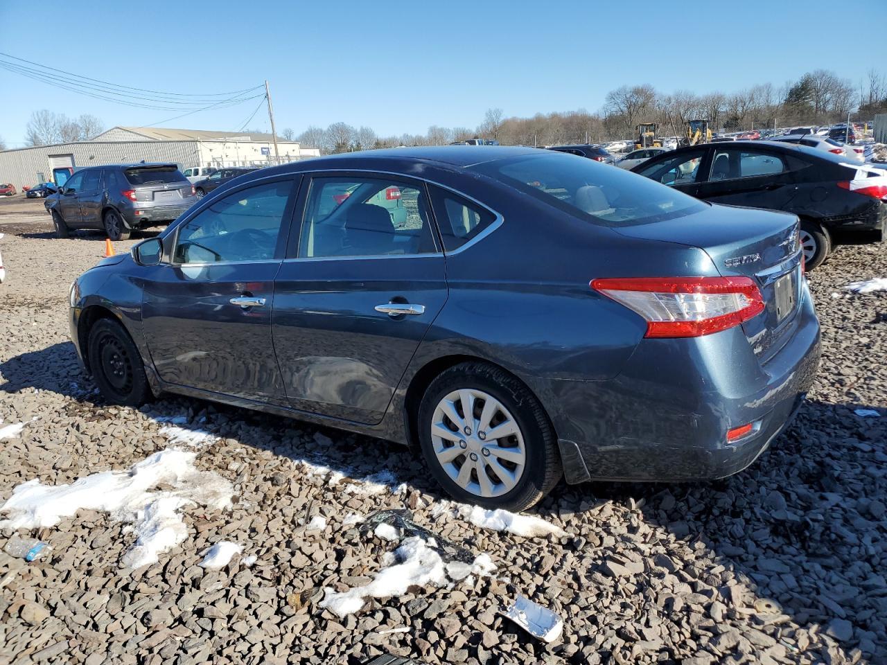 2013 NISSAN SENTRA S - Фото 2