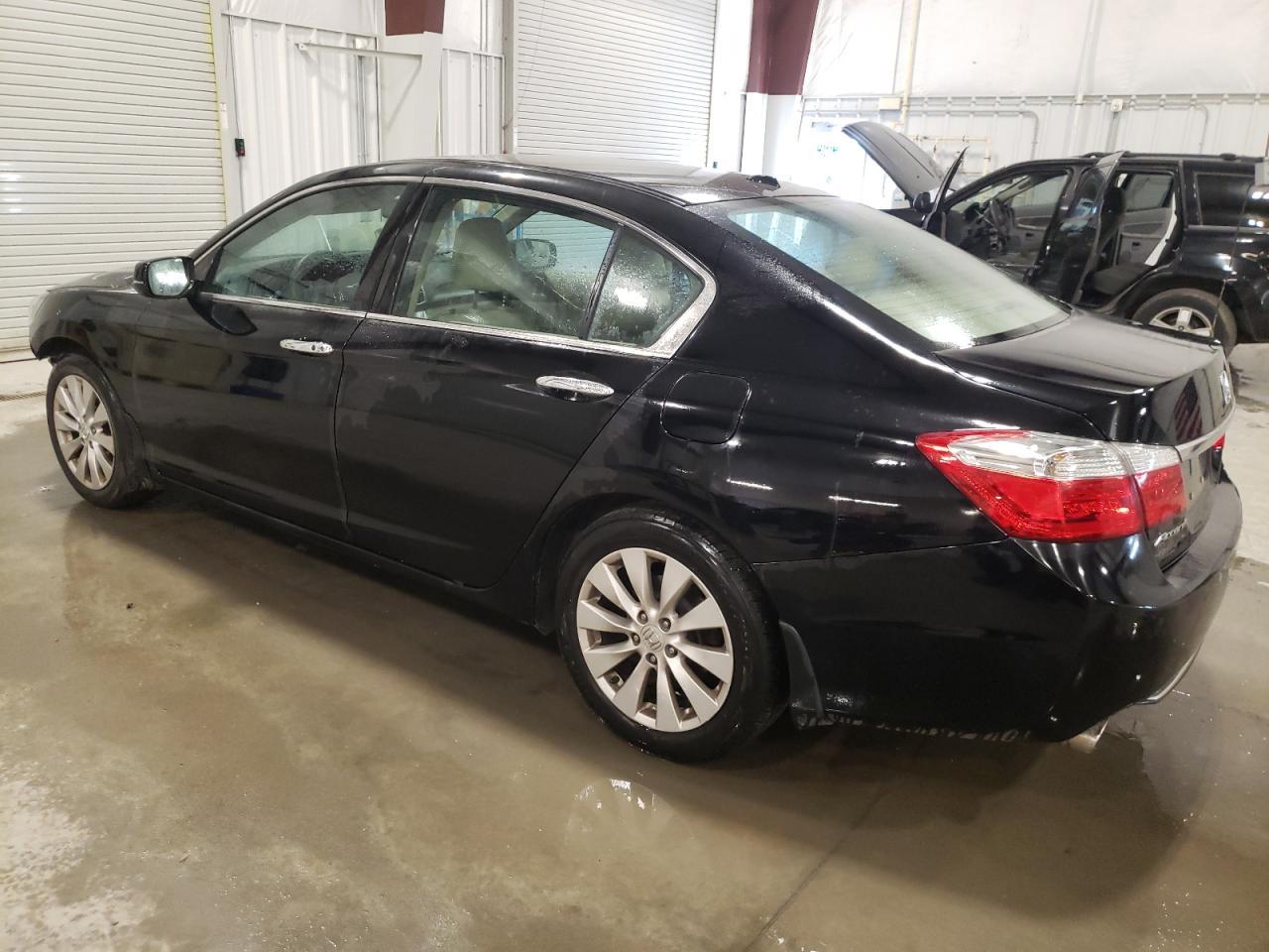 2015 HONDA ACCORD EXL - Image 2