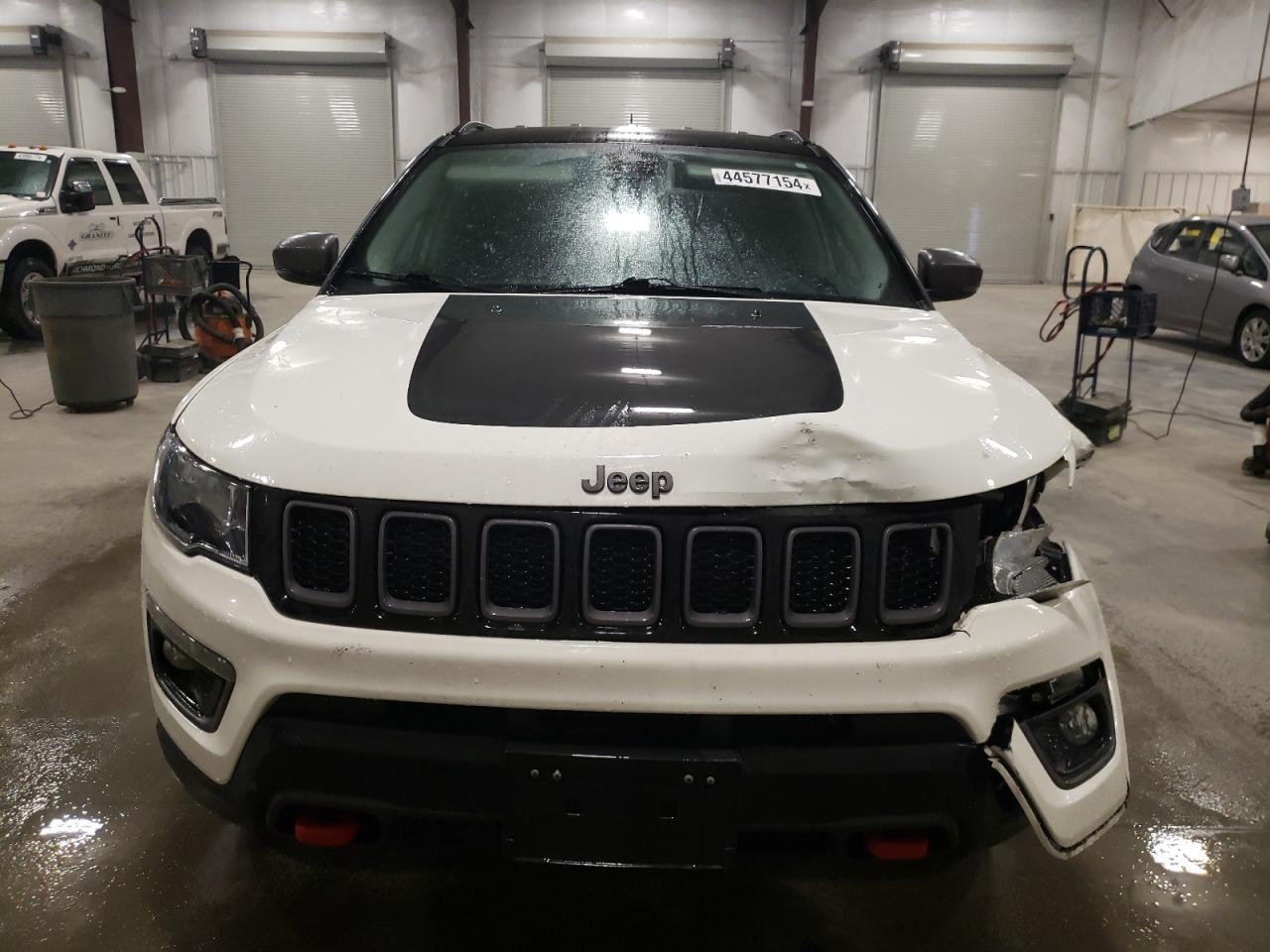 2021 JEEP COMPASS TR - Фото 5