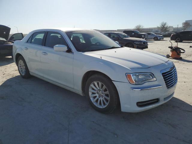 2014 Chrysler 300 - Image 4