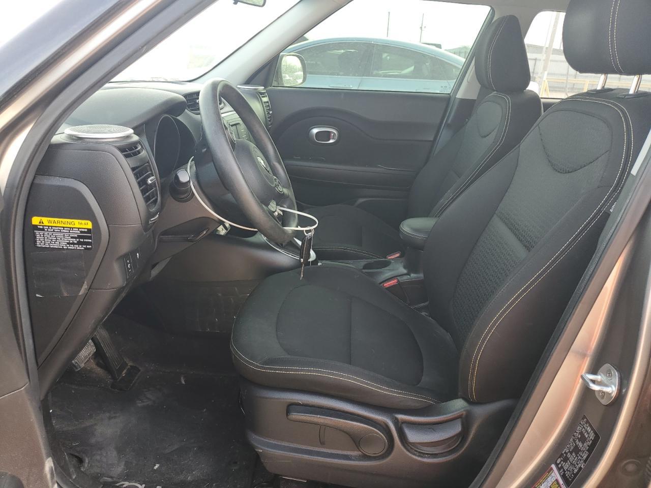 2016 KIA SOUL + - Image 7