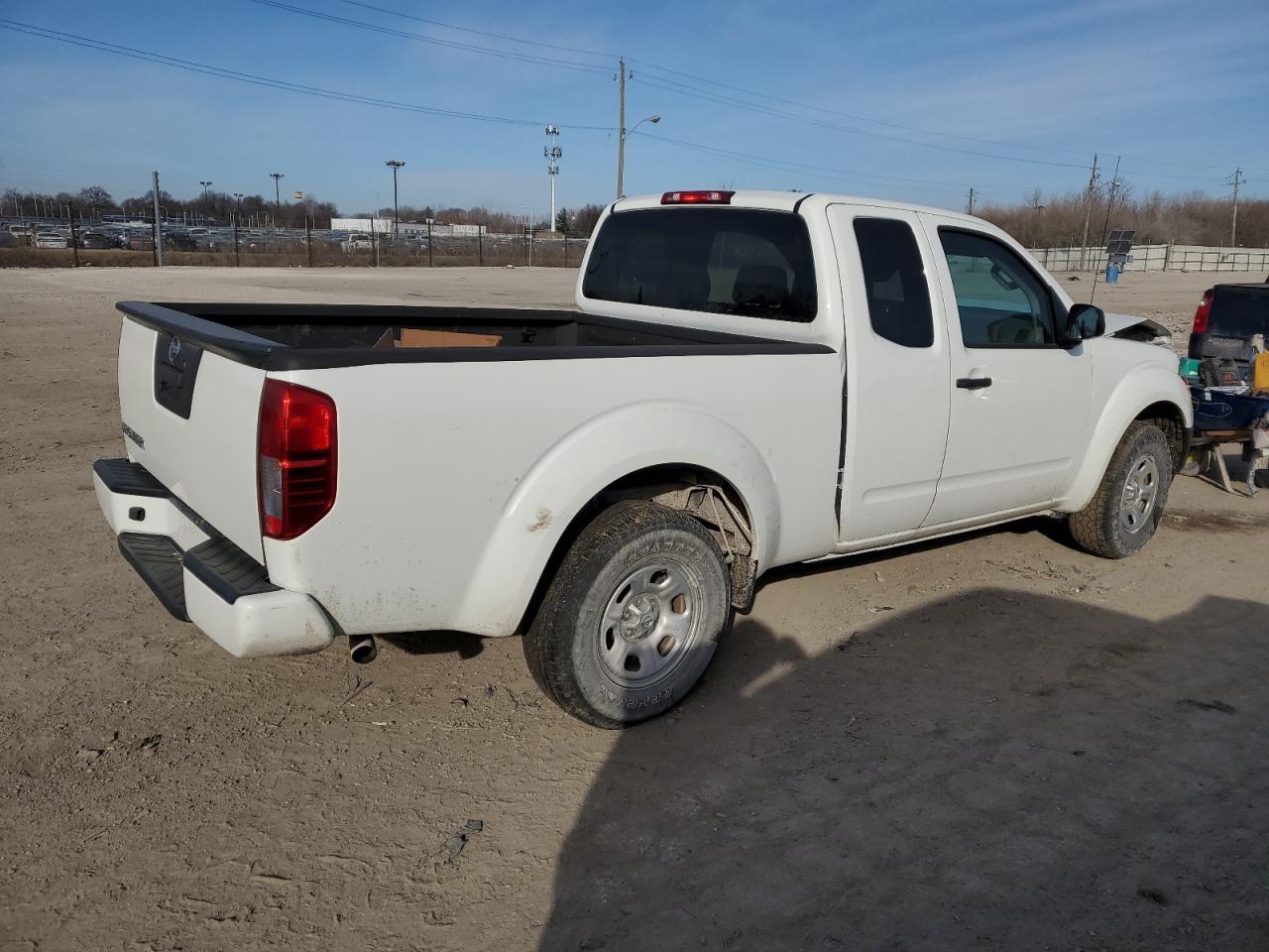 2019 NISSAN FRONTIER S - Фото 3