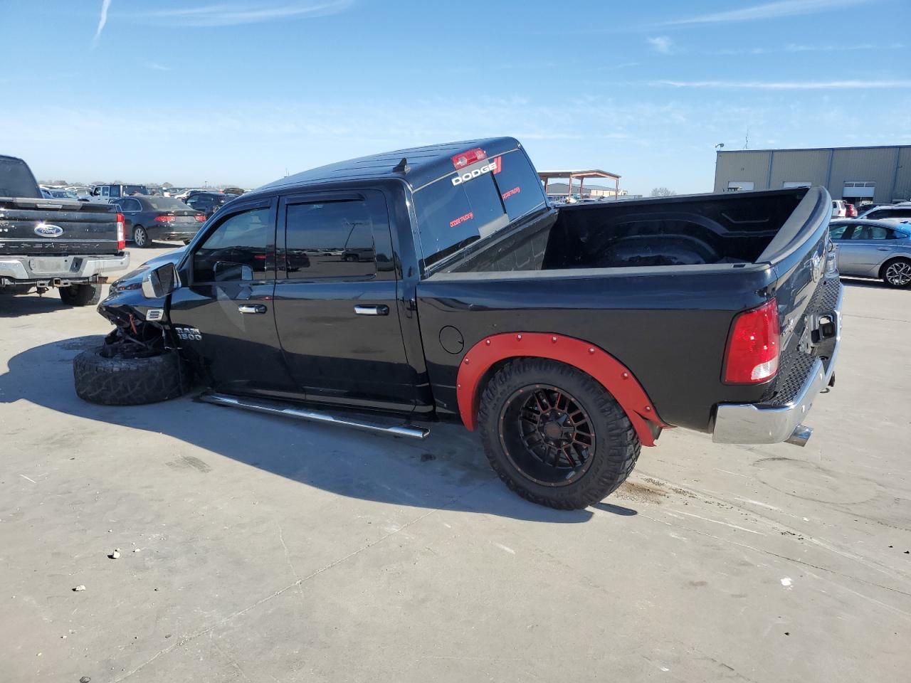 2014 RAM 1500 SLT - Фото 2