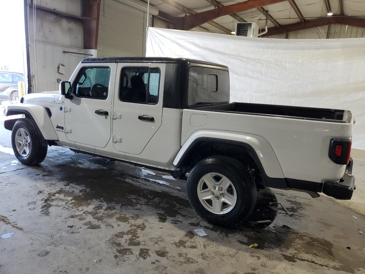 2023 JEEP GLADIATOR - Image 2