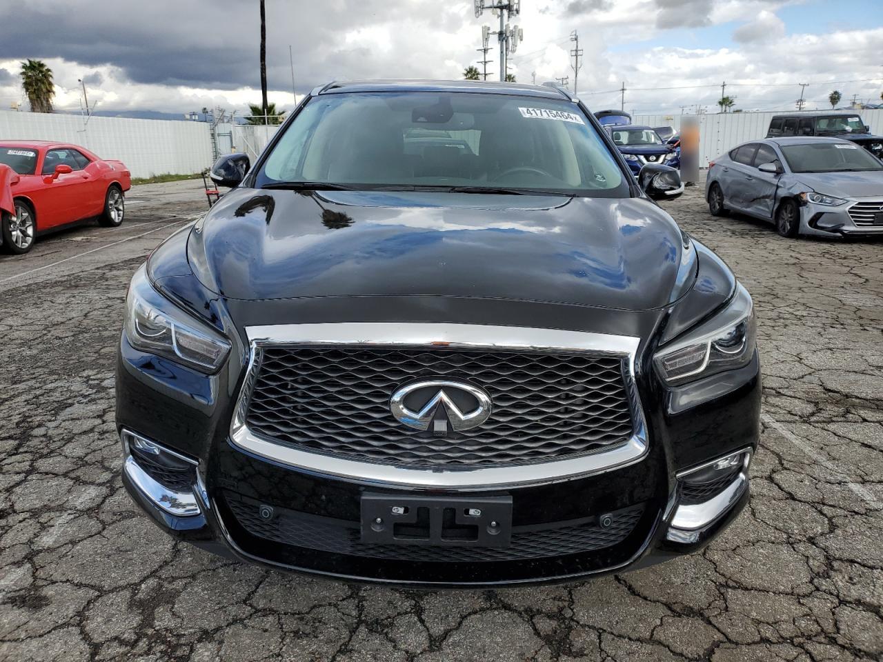 2019 INFINITI QX60 LUXE - Image 5
