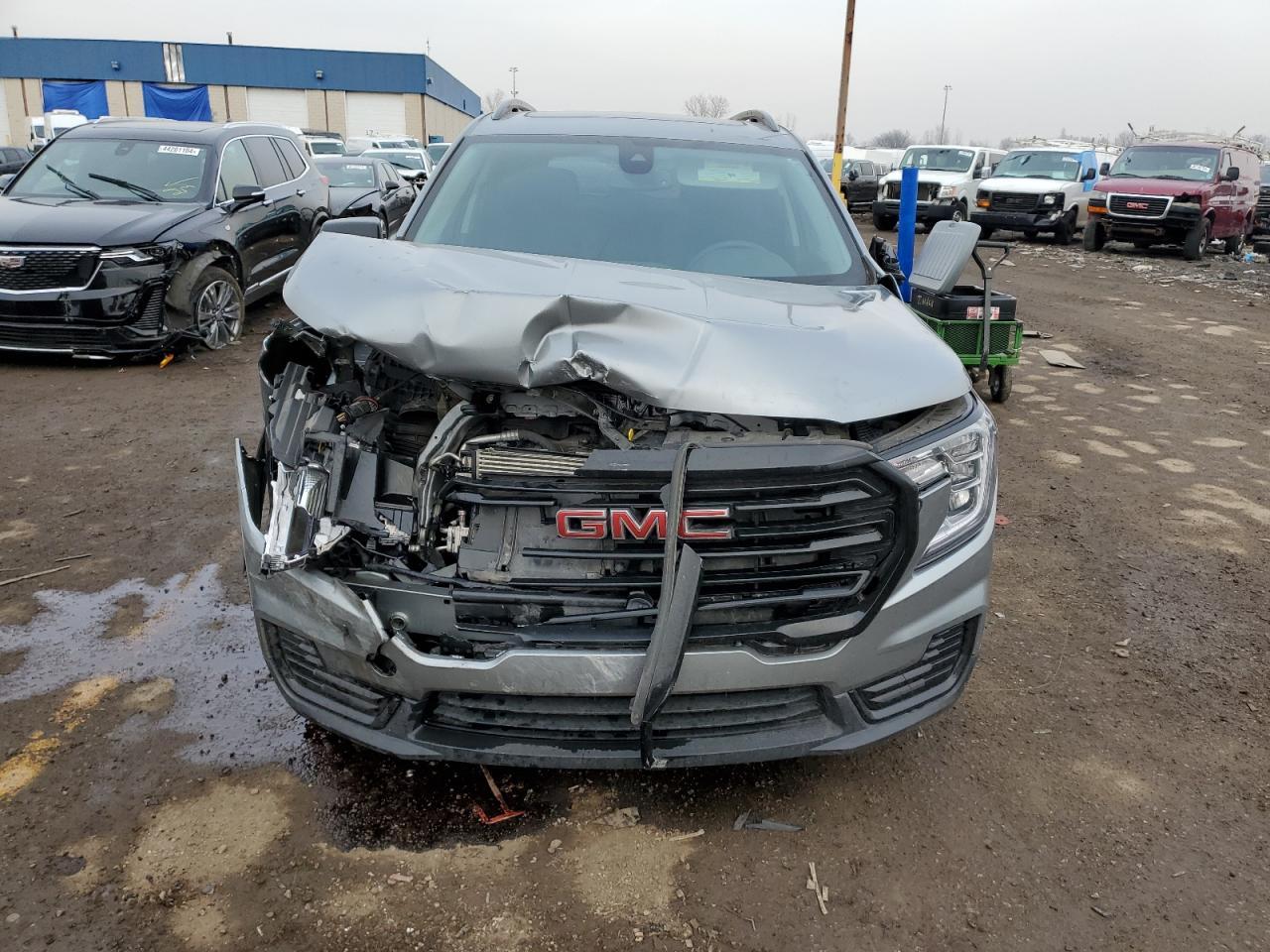 2023 GMC TERRAIN SL - Фото 5