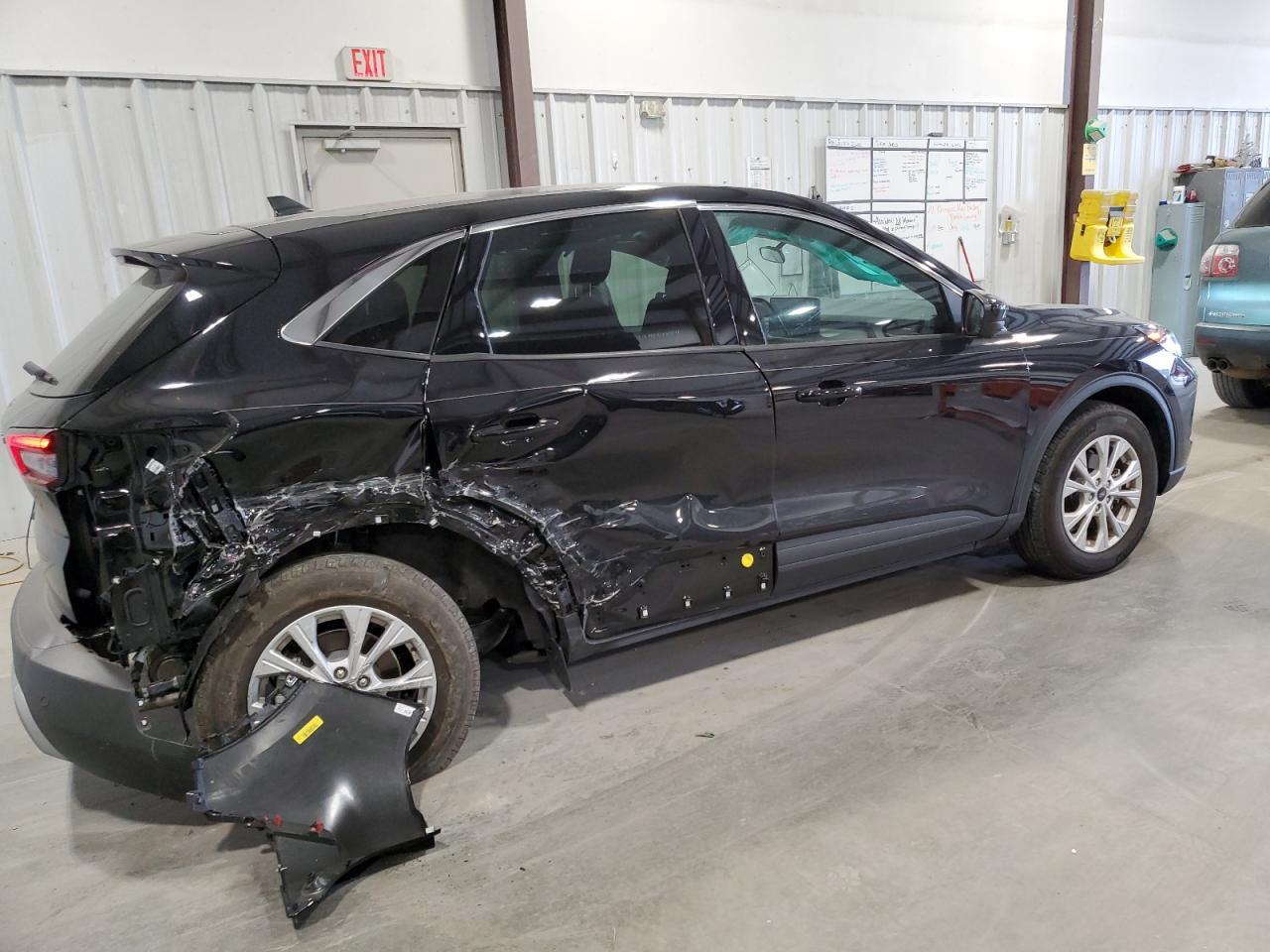 2023 FORD ESCAPE ACT - Image 3