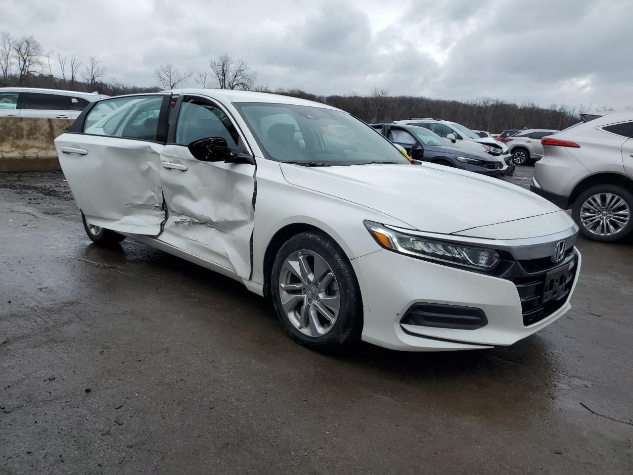 2018 HONDA ACCORD LX - Фото 4