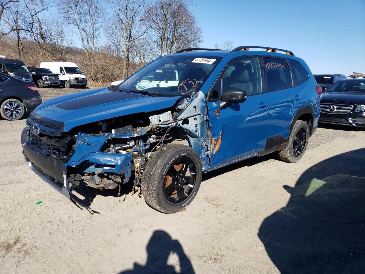 2022 SUBARU FORESTER W