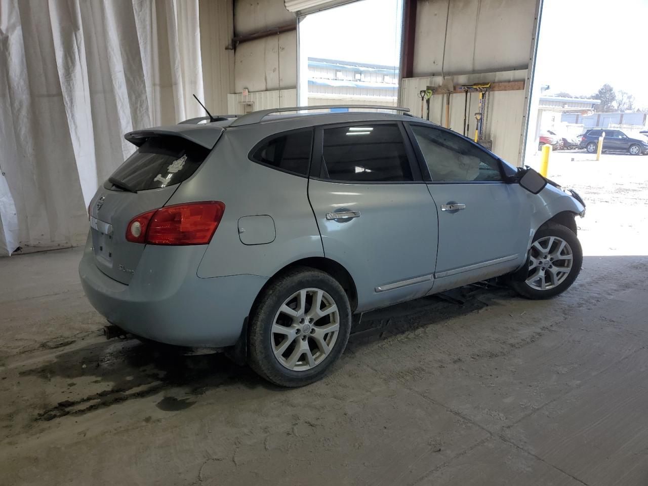 2013 NISSAN ROGUE S - Фото 3