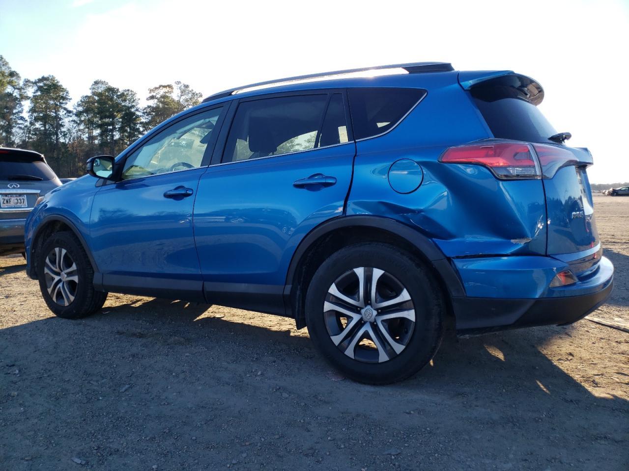 2017 TOYOTA RAV4 LE - Image 2