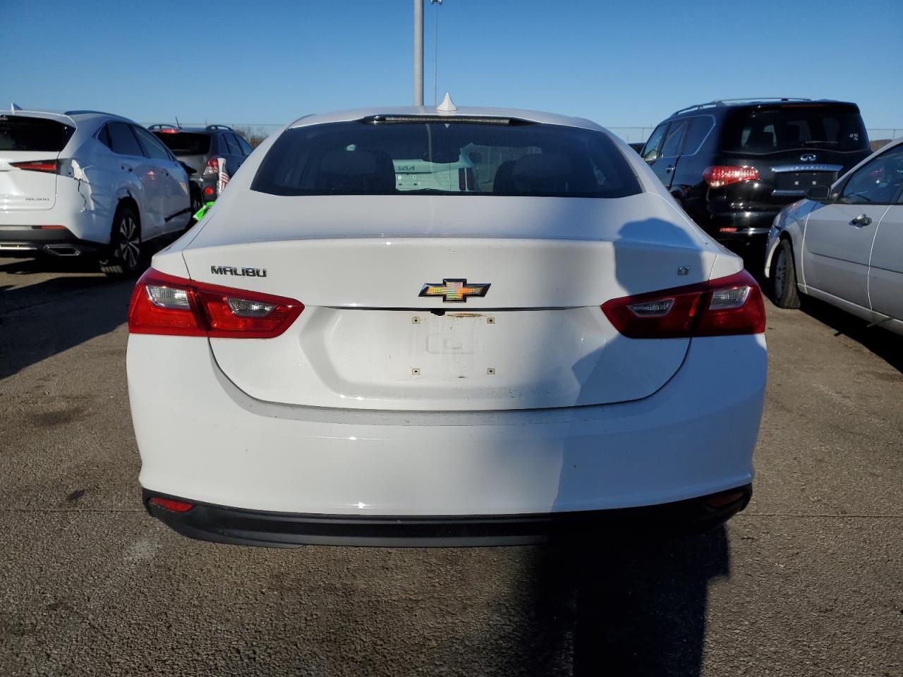 2017 CHEVROLET MALIBU LT - Фото 6