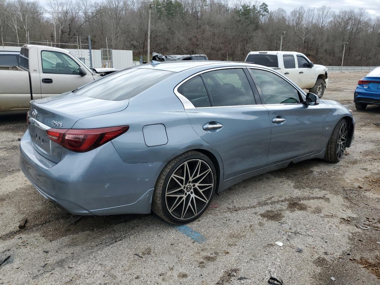 2018 INFINITI Q50 LUXE - Image 3