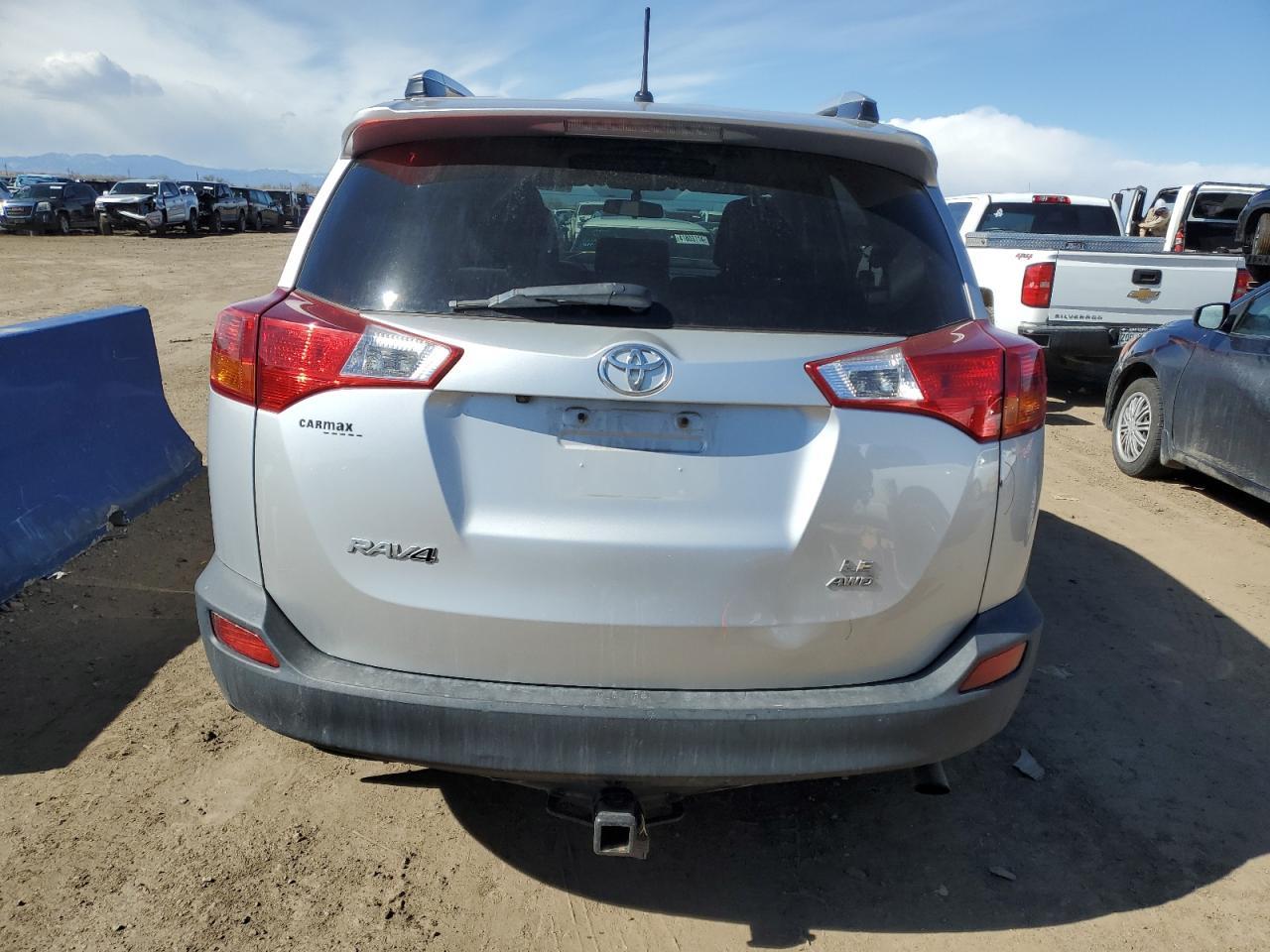 2015 TOYOTA RAV4 LE - Image 6