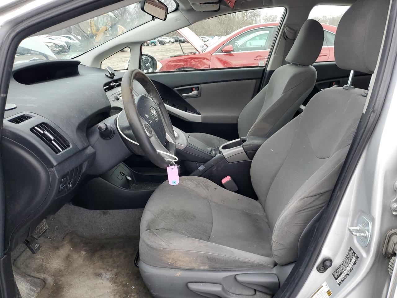 2013 TOYOTA PRIUS - Фото 7