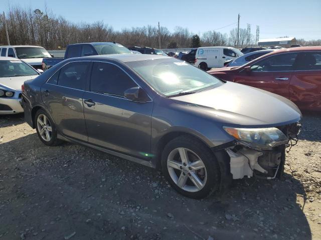 2014 Toyota Camry L - Фото 4