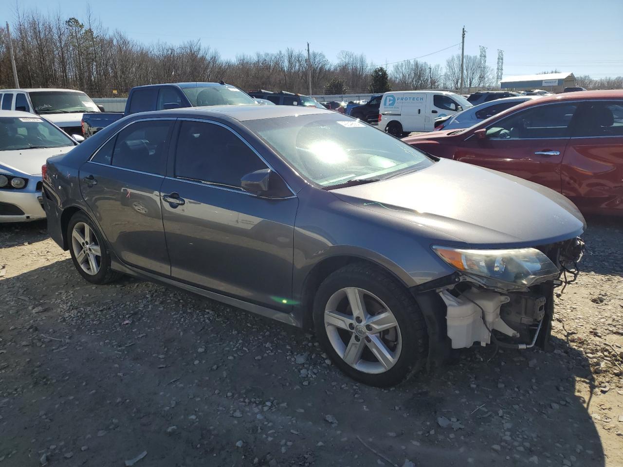 2014 TOYOTA CAMRY L - Фото 4