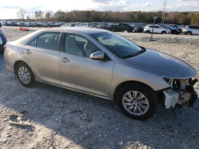 2014 Toyota Camry L - Фото 4