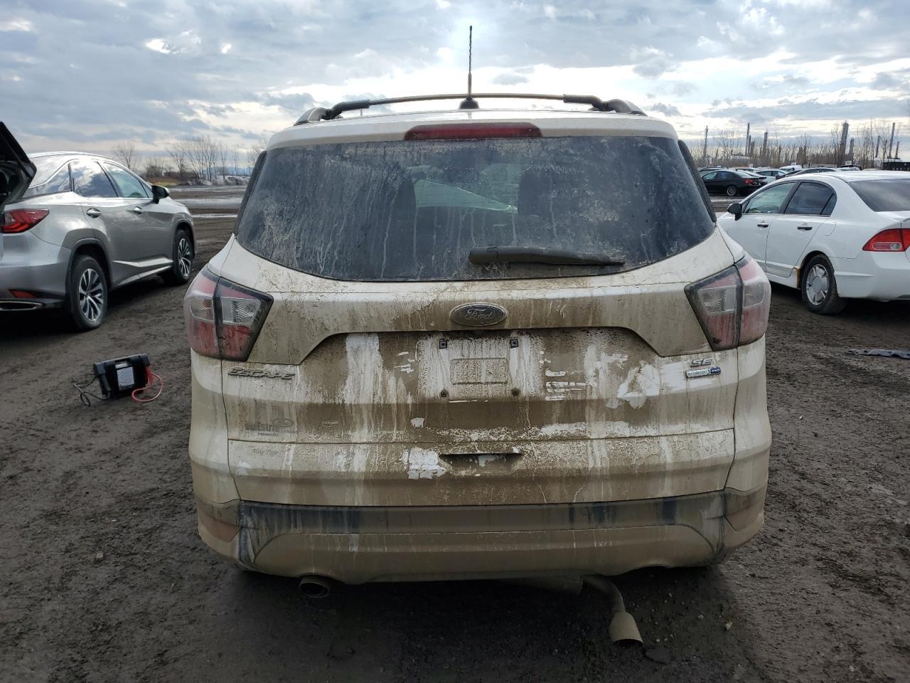 2017 FORD ESCAPE SE - Фото 6