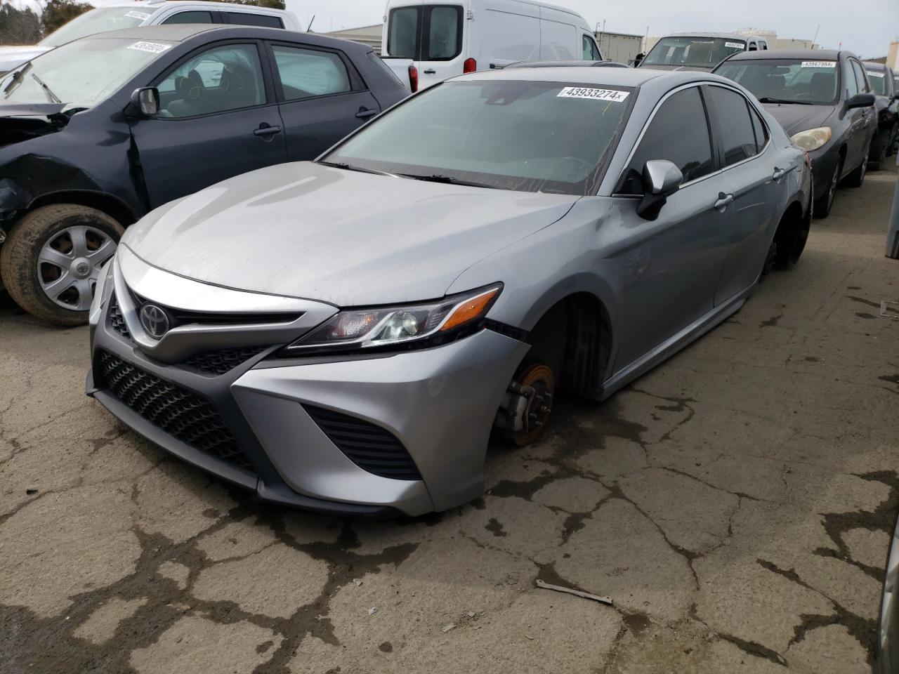 2020 TOYOTA CAMRY SE