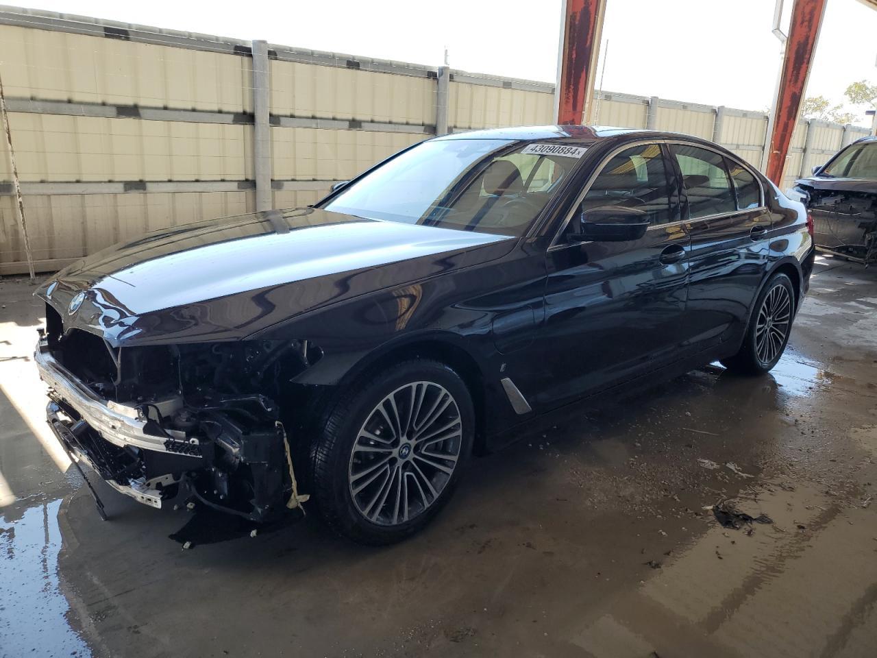 2019 BMW 530E car image