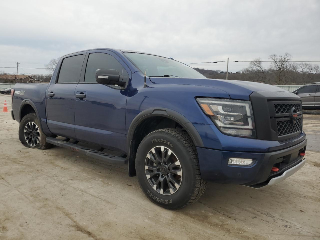 2021 NISSAN TITAN SV - Image 4