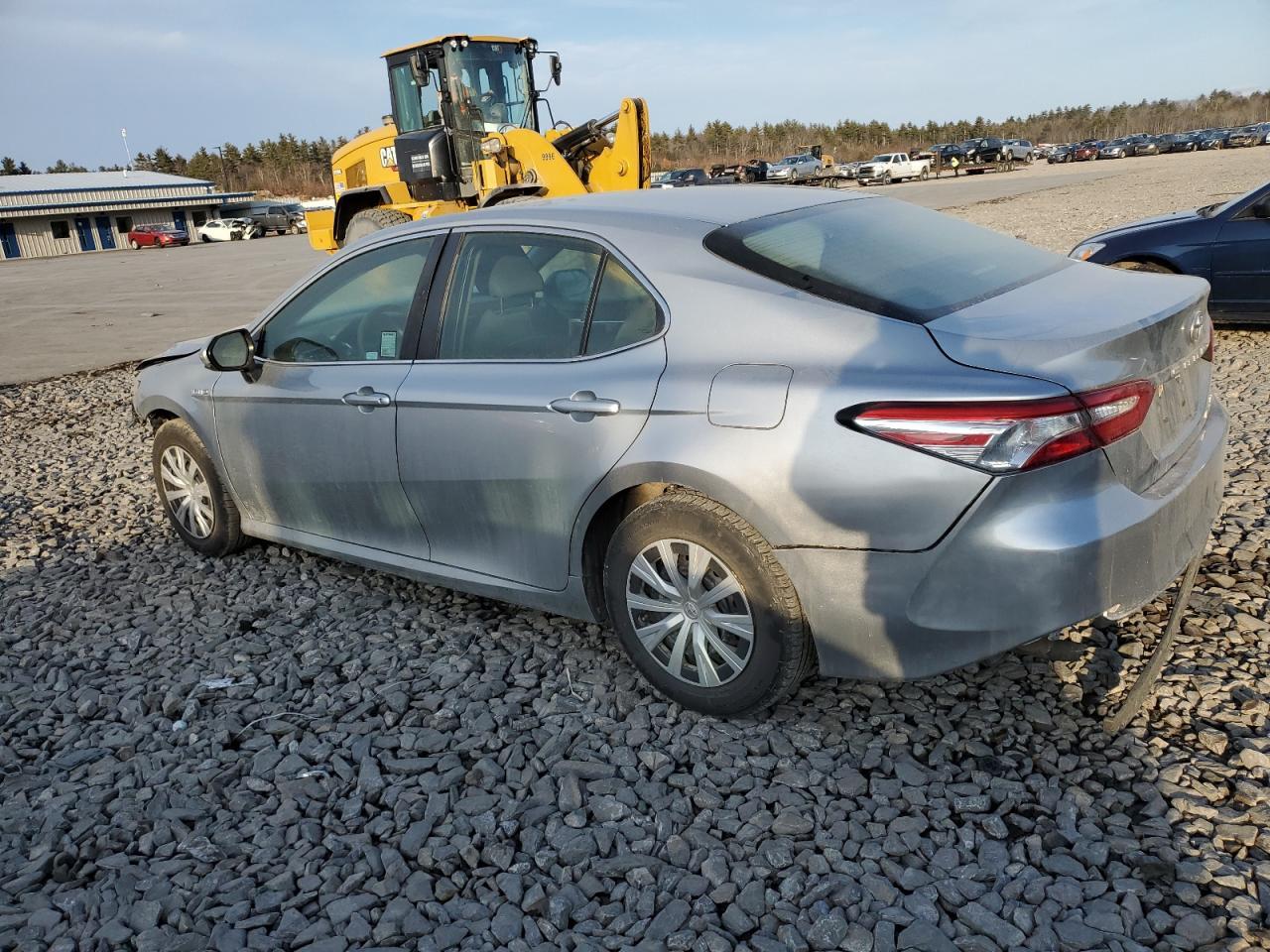 2018 TOYOTA CAMRY LE - Image 2