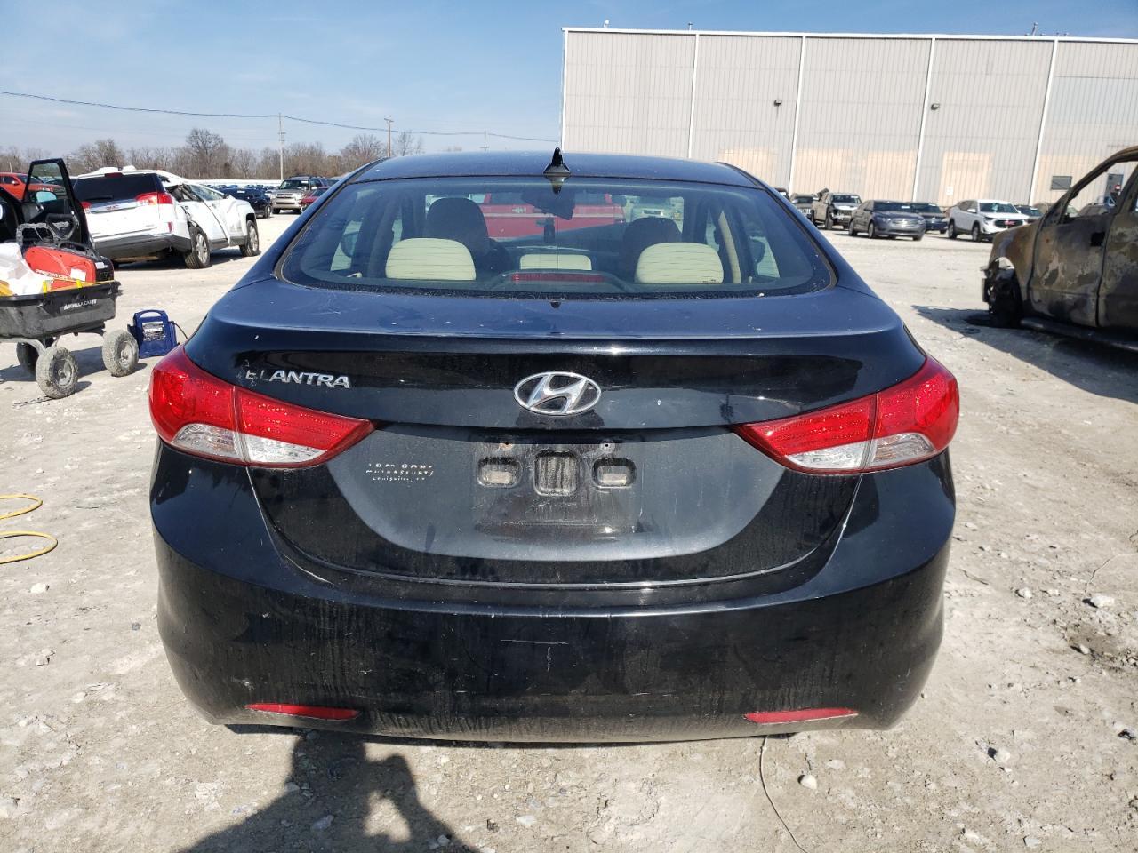 2011 HYUNDAI ELANTRA GL - Image 6