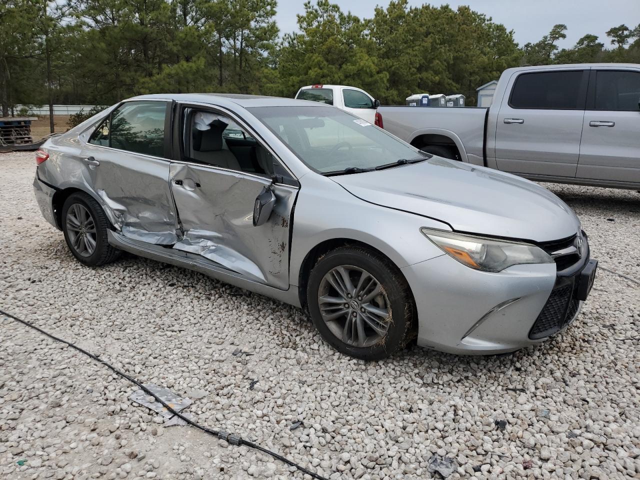 2015 TOYOTA CAMRY LE - Фото 4