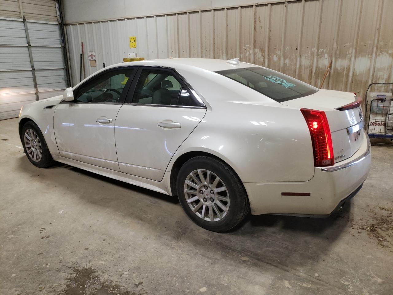 2011 CADILLAC CTS - Image 2