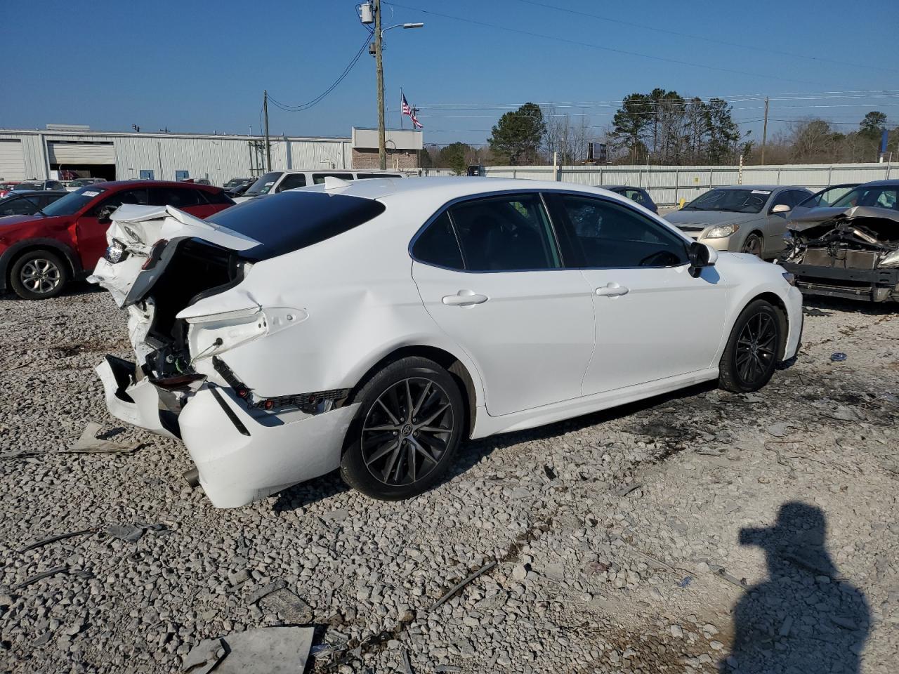 2021 TOYOTA CAMRY SE - Image 3