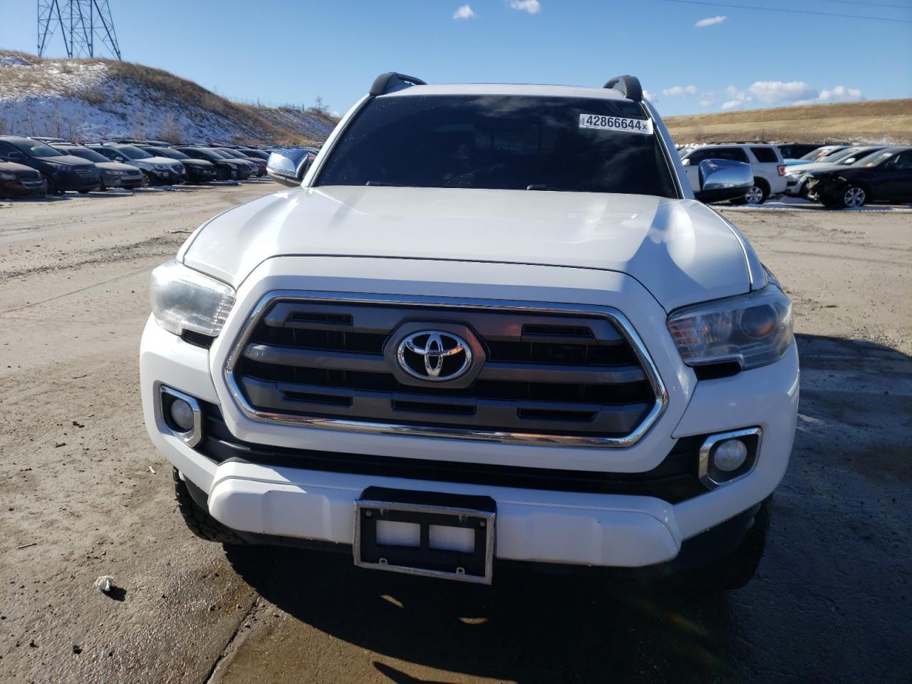 2017 TOYOTA TACOMA DOU - Фото 5