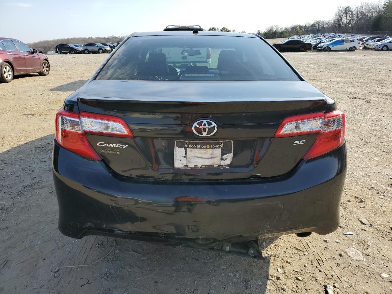 2014 TOYOTA CAMRY L - Фото 6