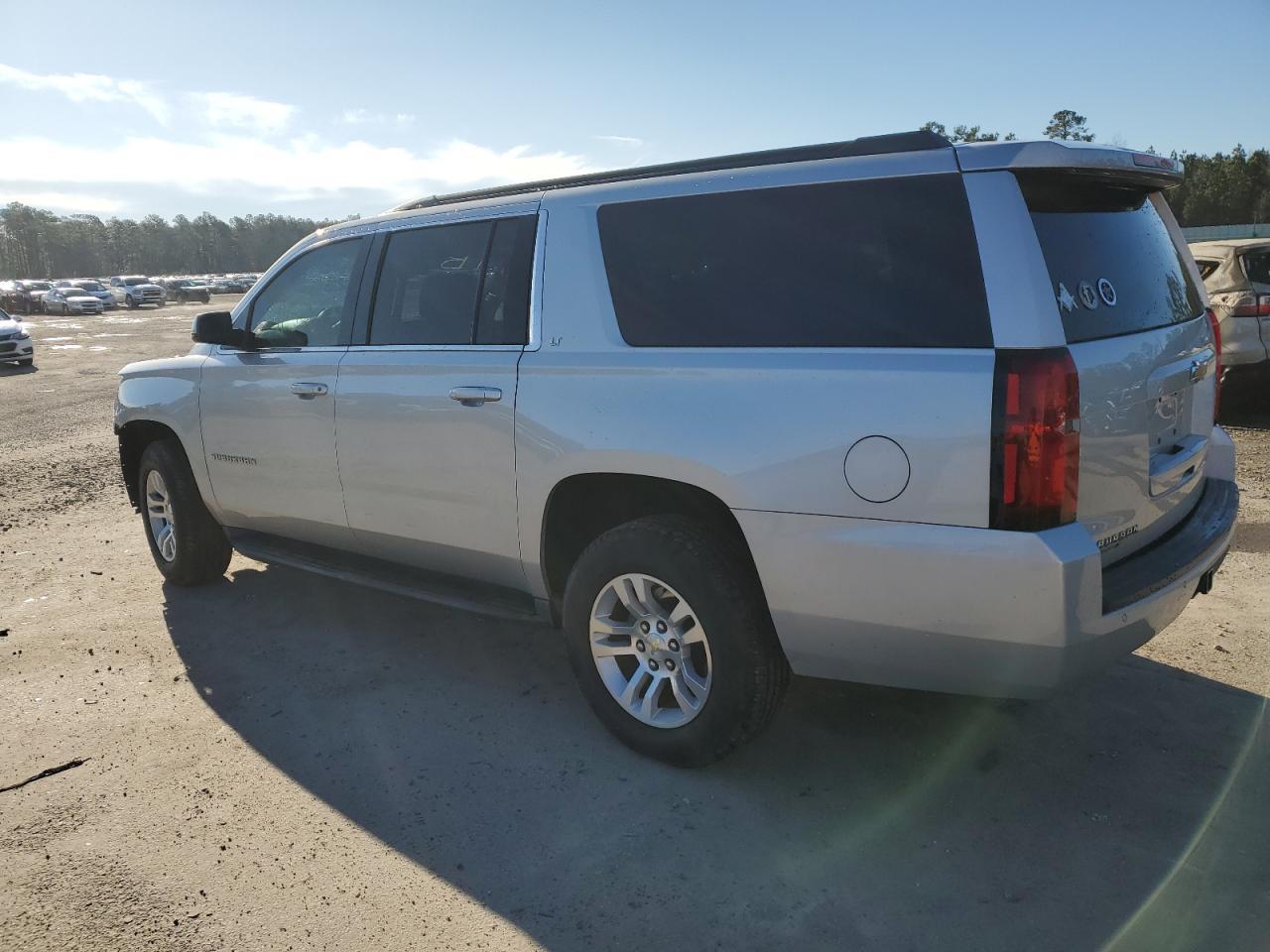 2016 CHEVROLET SUBURBAN C - Image 2