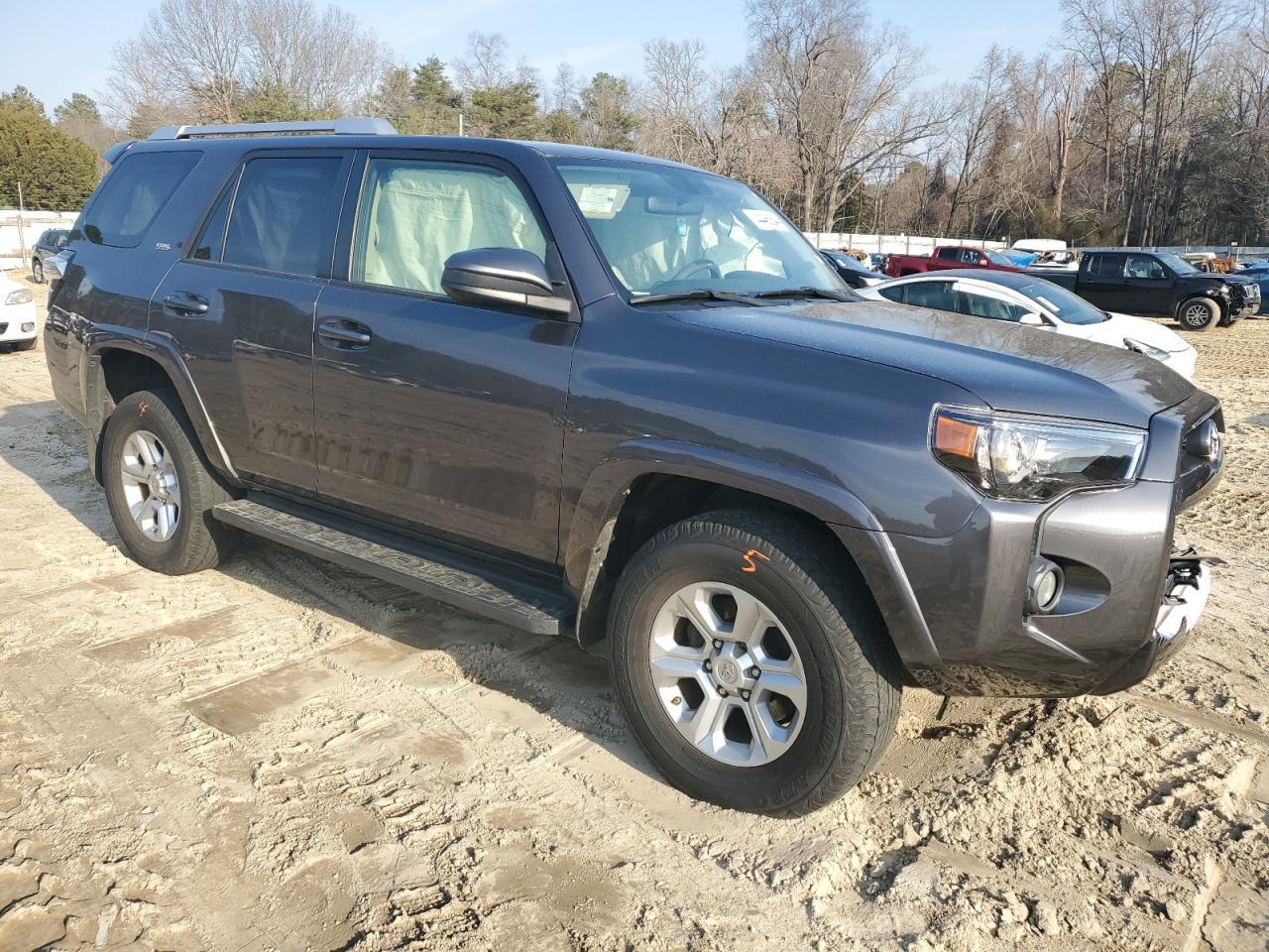 2017 TOYOTA 4RUNNER SR - Фото 4
