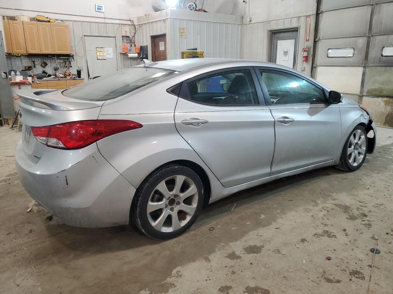 2013 HYUNDAI ELANTRA GL - Image 3