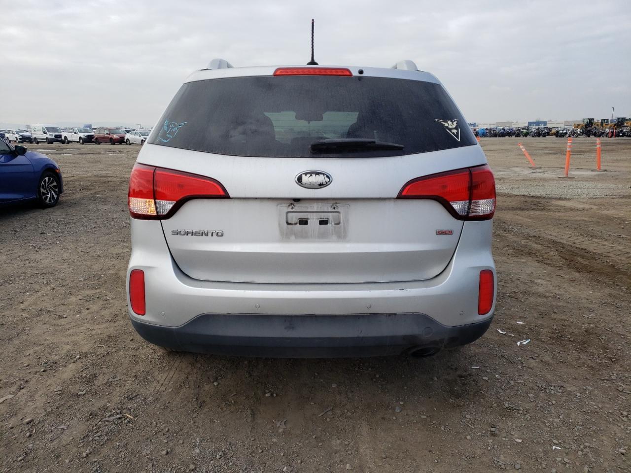 2014 KIA SORENTO LX - Фото 6